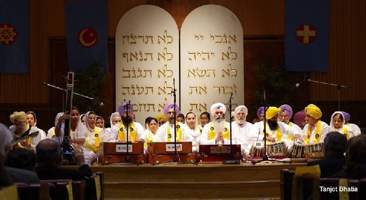 1471825_10103107371065371_1964000743_n (60K)