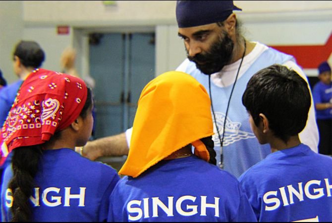 basketball_lead_image (53K)