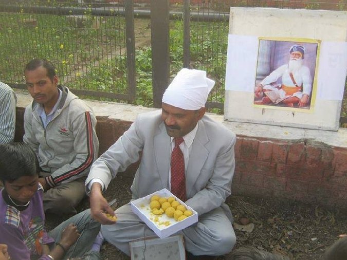 1623561_10202853245349448_1375181943_n (240K)