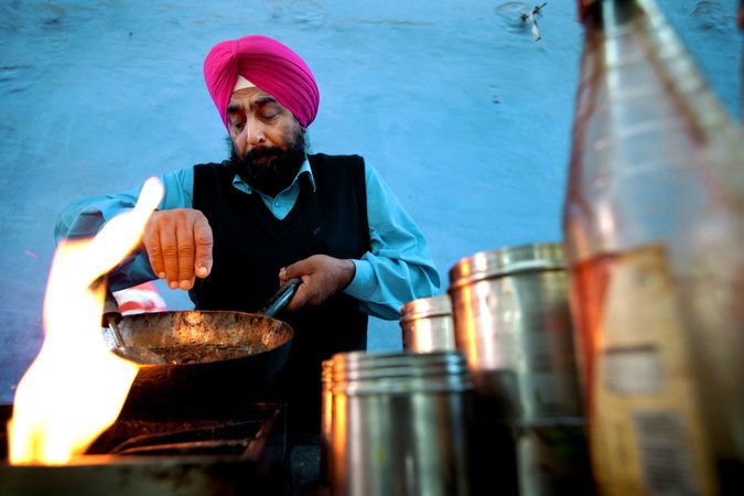 23PURSUITS1-master675 (66K)