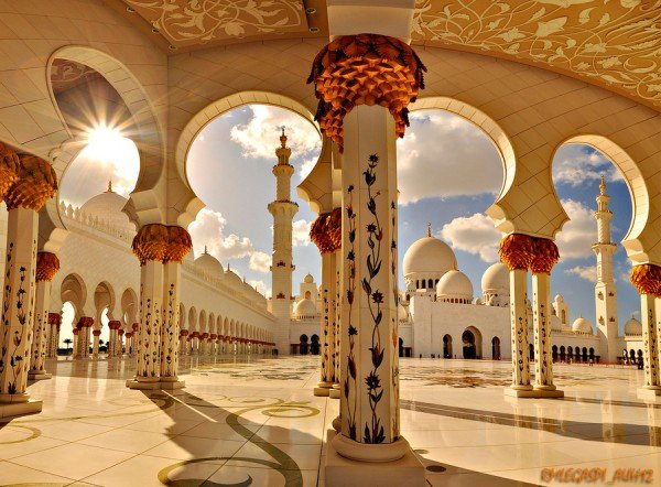 Sheikh-Zayed-Grand-Mosque-randy-600x442 (94K)