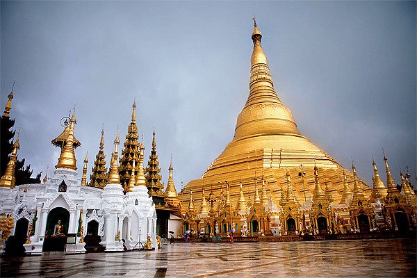 Shwedagon-Pagoda-Myanmar (189K)