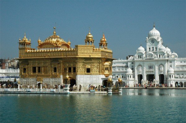 The-Harmandir-Sahib-600x399 (69K)