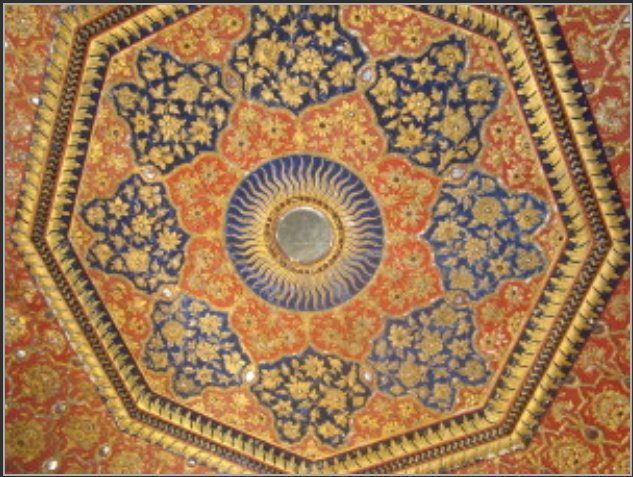 Ceiling_of_the_Golden_Temple_in_gold_and_precious_stones (91K)