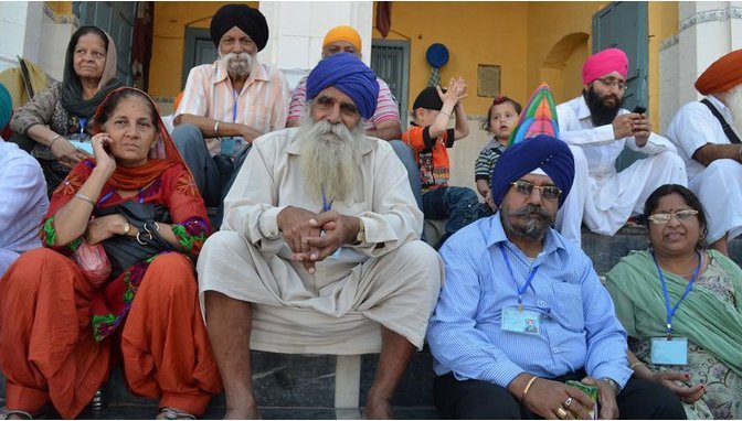SikhPilgrims (70K)