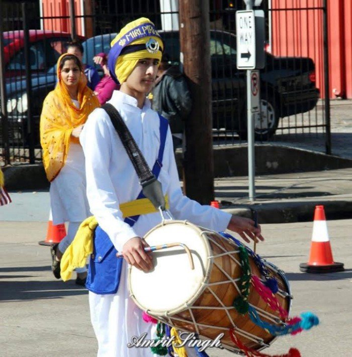 Dhol (122K)