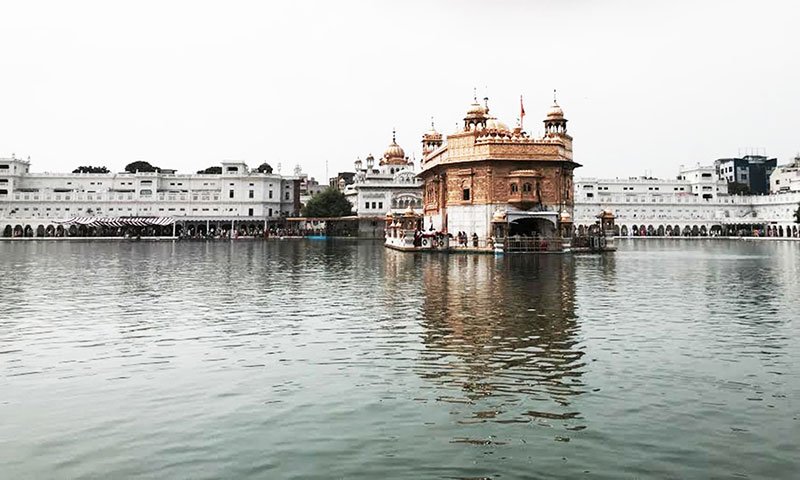 HarmandirSahib (83K)