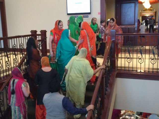 WCPO_SikhGurdwara_1458615195021_34532871_ver1.0_640_480 (59K)