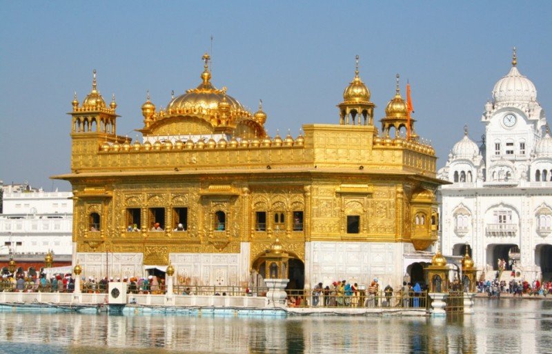 temple2-e1458159940604 (105K)