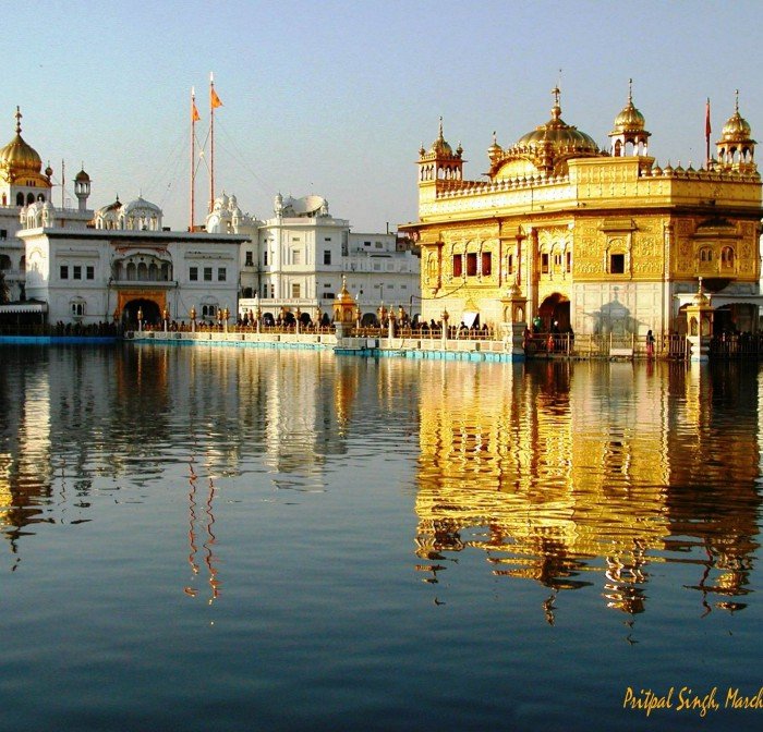 GoldenTemple1 (146K)