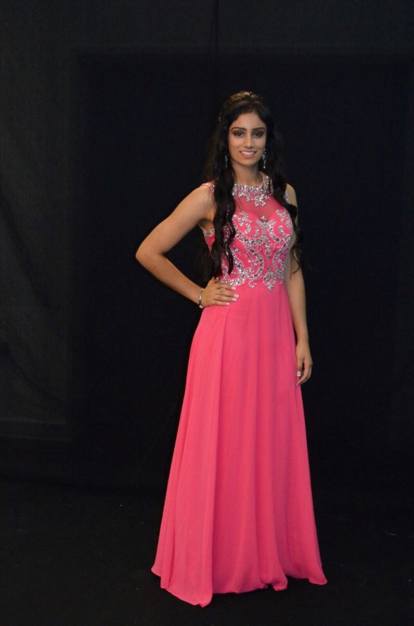 Harleen-3-600x906 (521K)