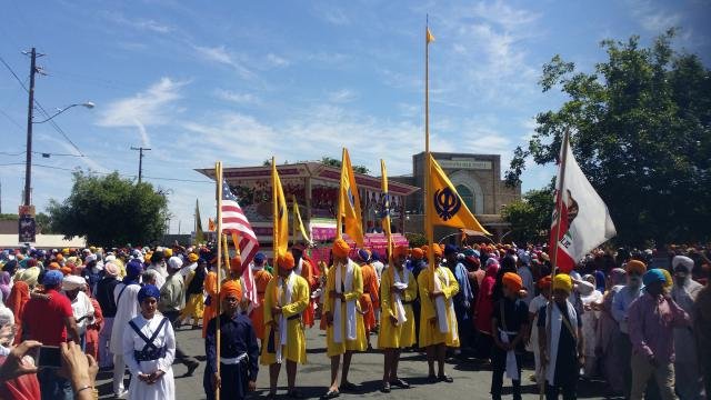 VaisakhiDayParade (53K)