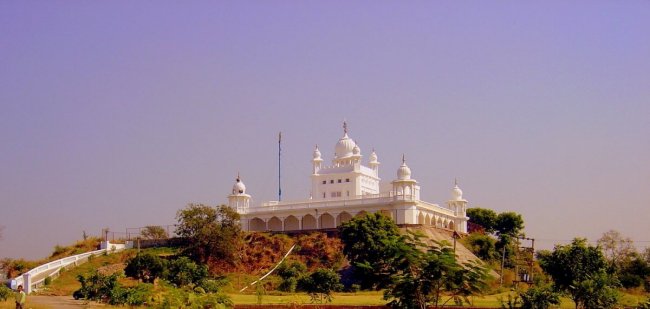 gurdwara_yaadgar_bibi_mumtaz_sahib1 (158K)