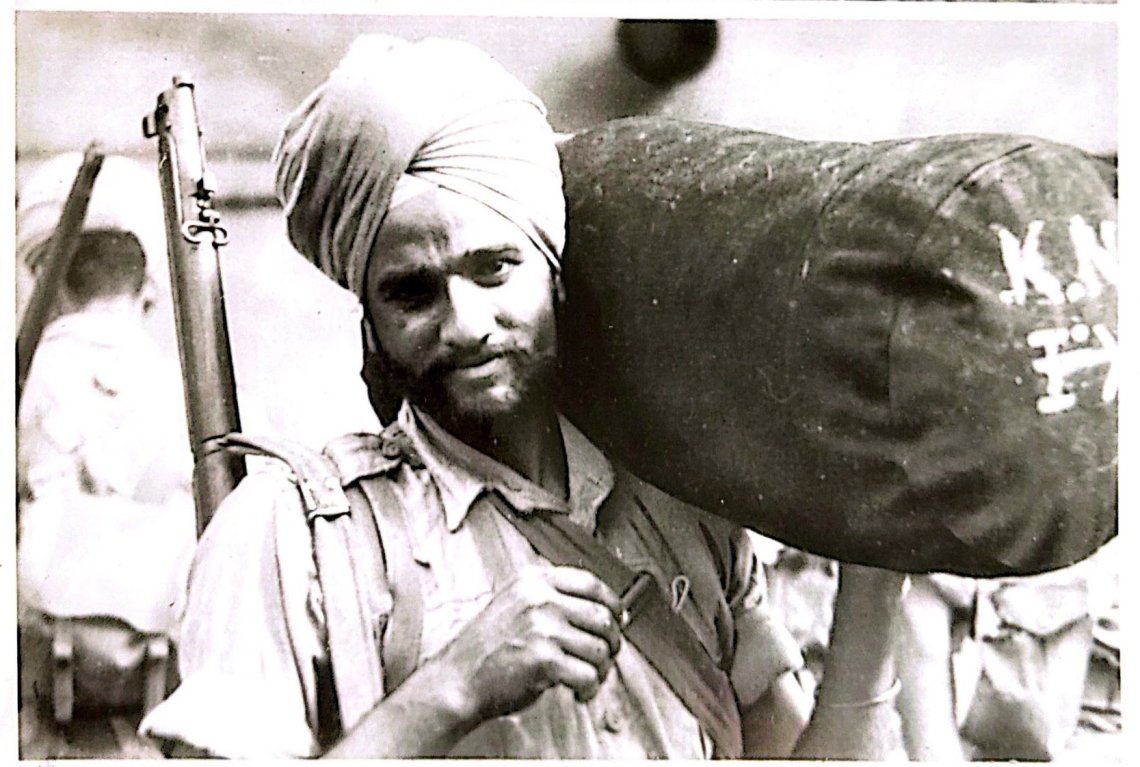 INDIAN TROOPS MALAYA Sikh Soldier Duffle bag SikhNet.jpg