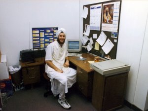 Gurumustuk Singh in the early days of SikhNet