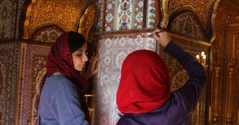 Sikhnet Women Take Charge in Preserving Sikh Art at Golden Temple | SikhNet