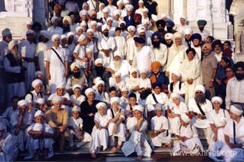 Sikh Dharma Yatra on the steps of the Golden Temple
