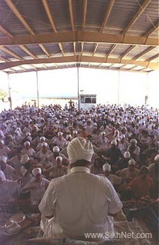 The Siri Singh Sahib teaching at Summer Solstice