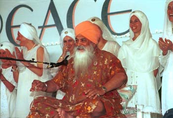 Yogi Bhajan with Staff